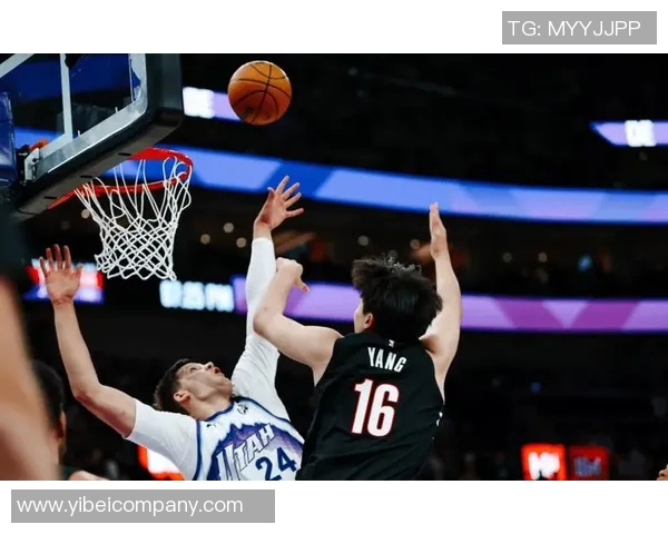 开拓者小阵容展现锋线运动潜力小杨登场时间或将缩减 开拓者小阵容展现锋线运动潜力小杨登场时间或将缩减