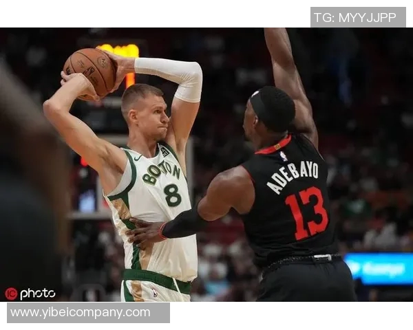 阿德巴约表现平平中途伤退11投仅4中贡献13分9篮板3助攻