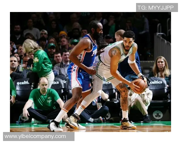 塔图姆分享哈登签名球衣致敬兄弟称其为世界顶级球员之一