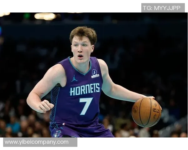 克尼佩尔状态火热近三场场均24分8板三分命中率超高表现引发关注