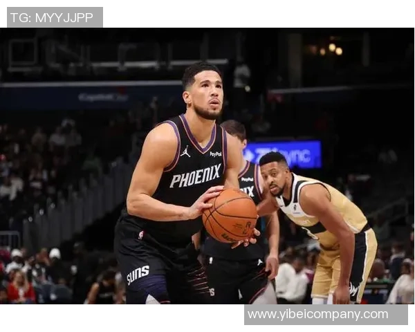 布克盛赞马威充满活力展现内线全能特质令人期待 布克盛赞马威充满活力展现内线全能特质令人期待